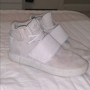 ADIDAS TUBULAR SIZE 8 IN MENS